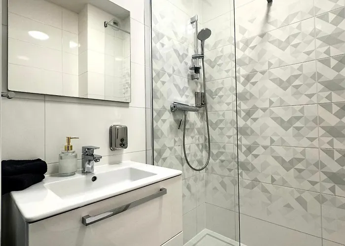 Przyjazni 16 27 - Self Check-in 20h - Lift * 브로츠와프